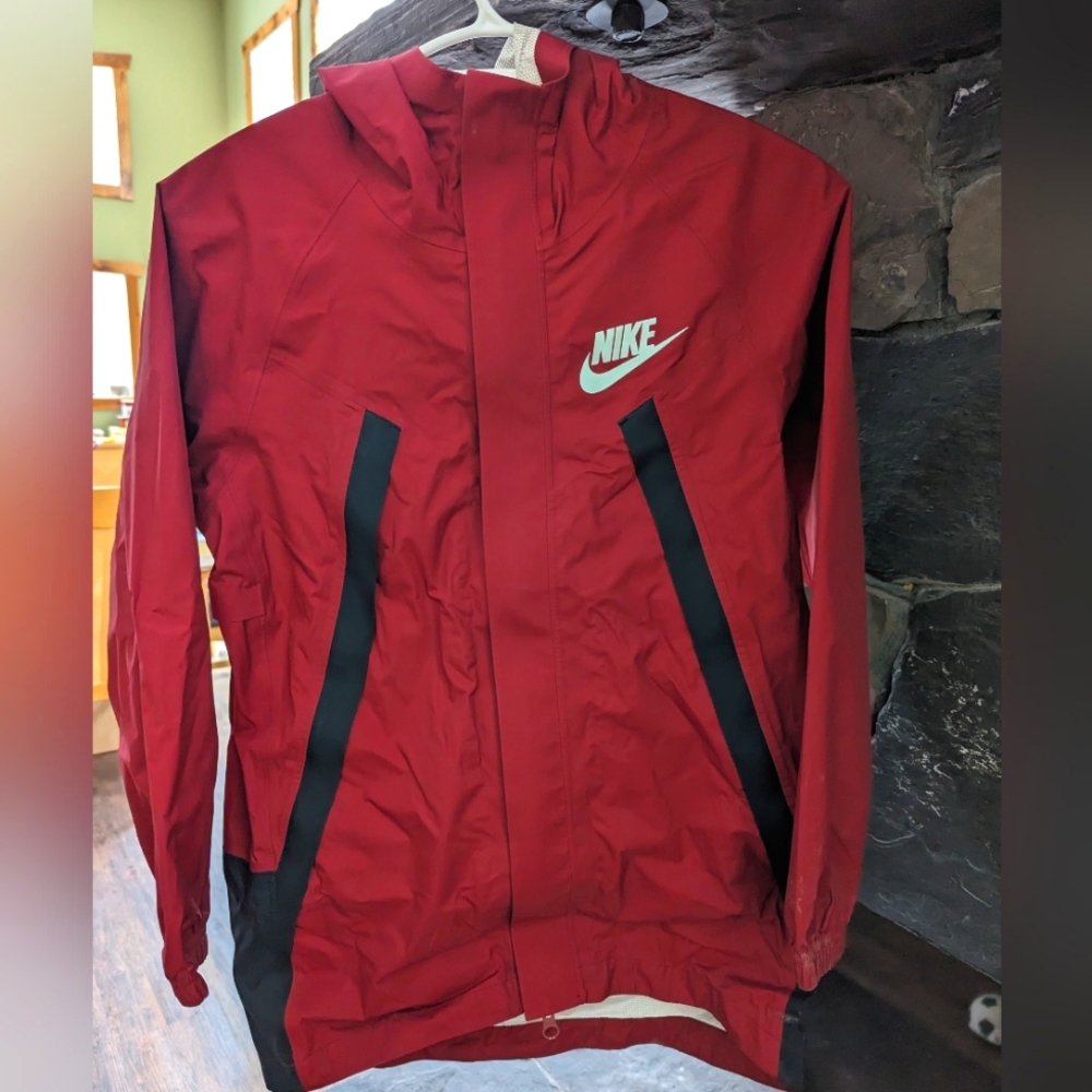 Nike windbreaker